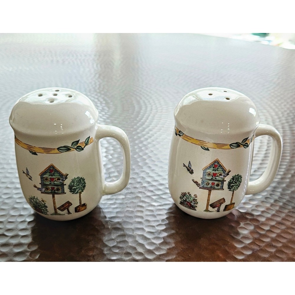 Thomson Pottery Birdhouse Salt & Pepper Shaker Set Cottagecore Kitchen Stoppers